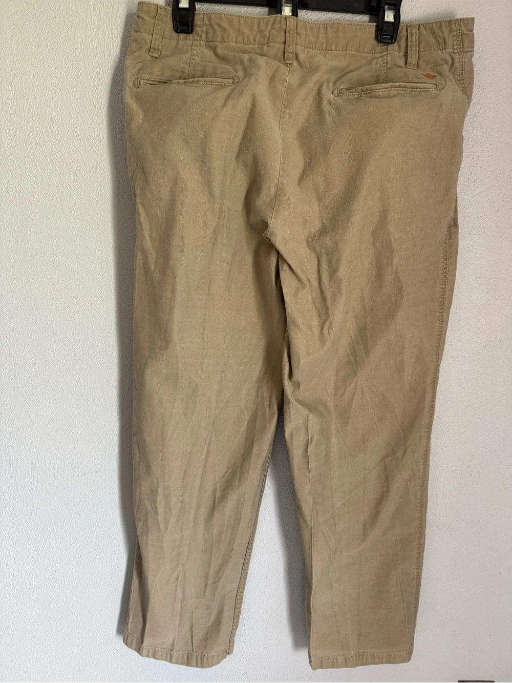 Dockers Men's Straight-Fit Chino Pants in Tan